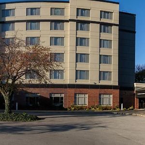 King Suite Mobility accessible